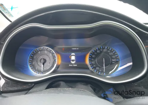 2015 Chrysler 200 C из США, поврежденный, VIN 1C3CCCCB6FN670980